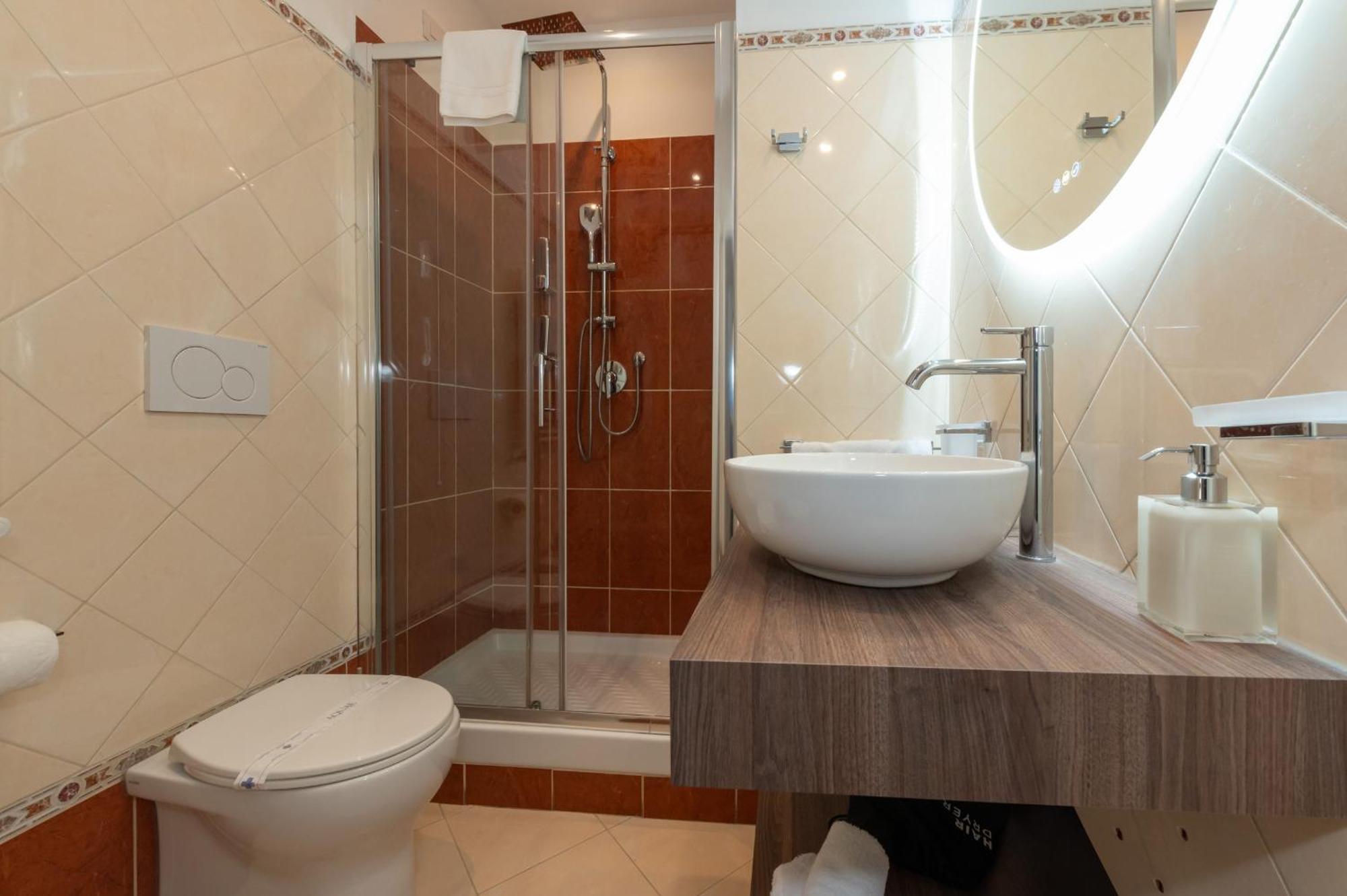 Guest house Nox 5*